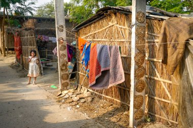 Tosh, Hindistan - 20 Ekim 2018: Tosh köyündegeleneksel evler.