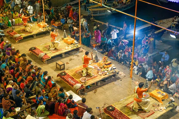 Varanasi Indien November 2018 Ceremoni Nära Till Ganga Varanasi — Stockfoto