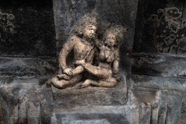 Aurangabad, Hindistan - 6 Şubat 2019: Hindistan'daki eski Hindu mağara tapınağının manzarası