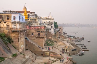 Varanasi, Hindistan - 7 Kasım 2018: Varanasi'nin kutsal kasabası