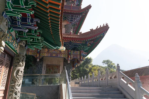 Buddyjski Klasztor Lin Wyspie Lantau Hongkongu — Zdjęcie stockowe