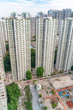 Konut manzarası ve Hong Kong 'un çatısından gökdelenler.