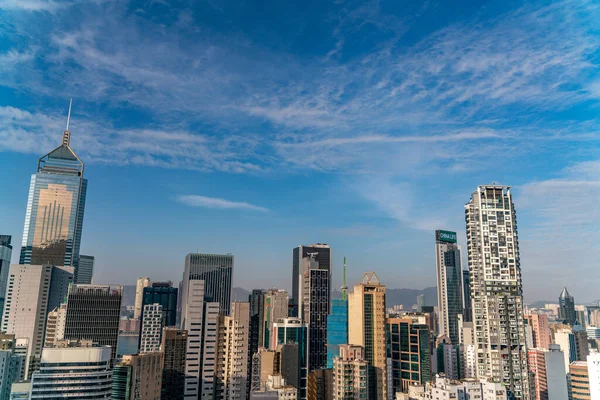 Çatıdan Hong Kong Şehrinin Muhteşem Manzarası Gökdelenlerle Dolu — Stok fotoğraf