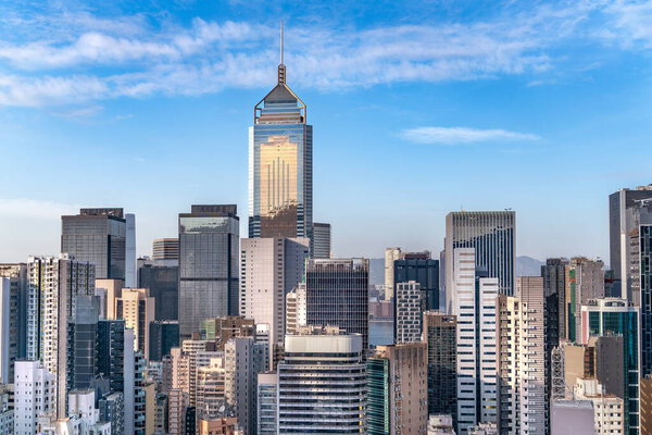 Удивительный вид на город Гонконг, полный небоскребов с крыши
.