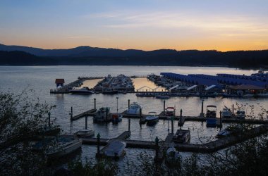 Coeur d 'Alene, Idaho Dock üzerinde günbatımı