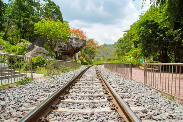 Pha Sadet Tren İstasyonu