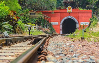 Kuhn Tan Tüneli olarak da bilinen yer Khun Tan Demiryolu Sta