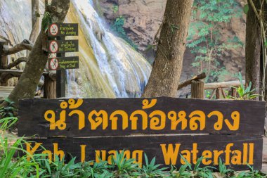Kor Luang Şelalesi.