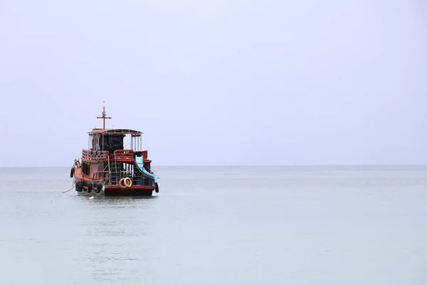 Boat Floating Sea Fishermen Boats Float Middle Sea Waiting Time — Stock Photo, Image