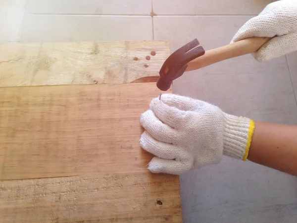 Repair Pallet Using Hammer Nail Hammering Nail — Stock Photo, Image