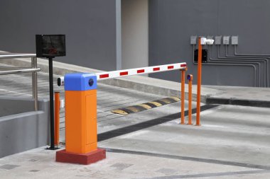 Otopark için Rfid Kart dispenser sistemi ile otomatik bariyer kapısı.
