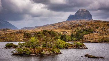 Suilven, yalnız dağ