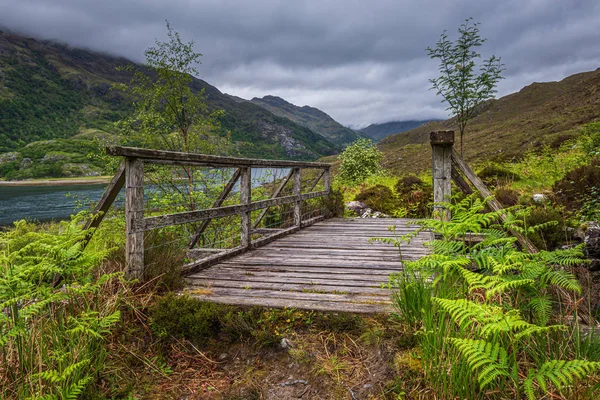 Old Wooden Bridge on the path to Barisdale — Stock Photo, Image