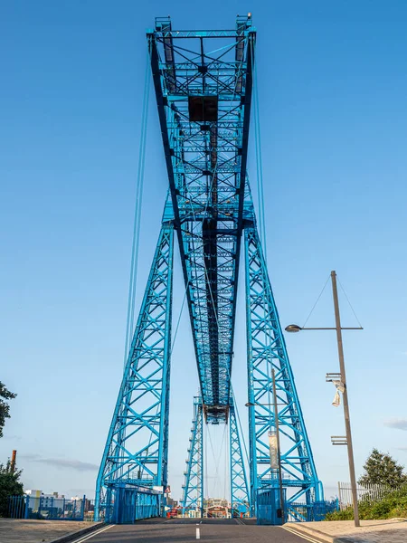 Дорога до транспортного мосту Міднборо — стокове фото