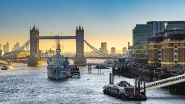 Hms Belfast ve Tower Bridge, Londra