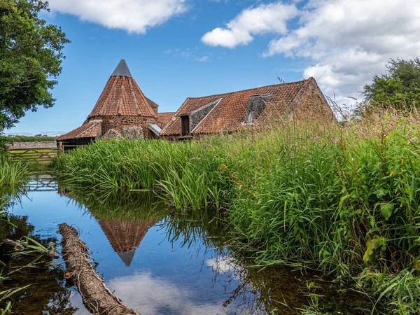 Preston Mill East Lothian Skócia Meleg Napos Nap Ősi Épület — Stock Fotó