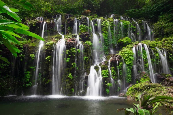 Tropical Landscape Beautiful Hidden Waterfall Rainforest Adventure Travel Concept Nature — Stock Photo, Image