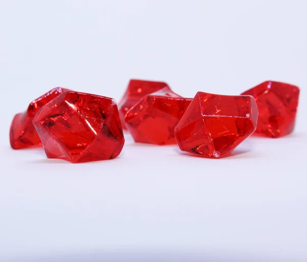 Elmas buz mavisi kristal izole