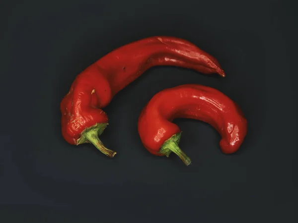 Κόκκινες Καυτές Πιπεριές Τσίλι Κλείνουν Μαύρο Φόντο Φωτογραφίες Χιλή Πιπεριά — Φωτογραφία Αρχείου