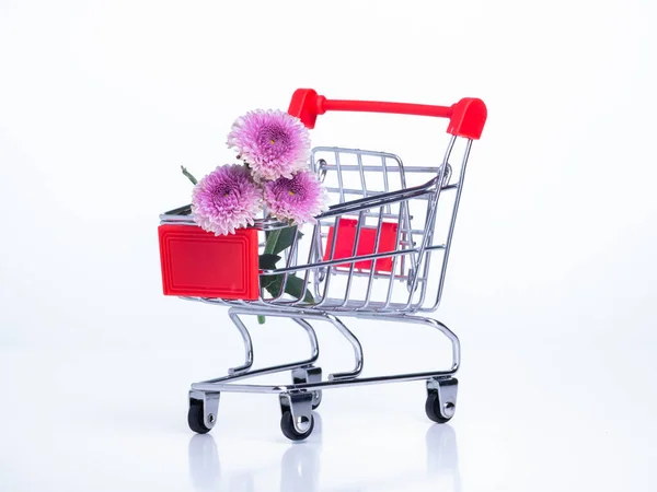 Small Food Basket Wheels Flowers White Background — Stock Photo, Image