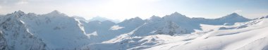 Elbrus dağlarının panoraması