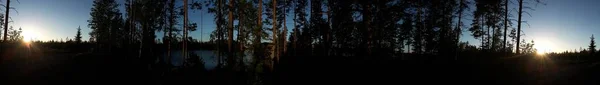 Panorama Amanecer Detrás Los Árboles Finlandia — Foto de Stock