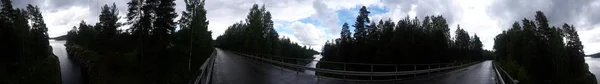 Дорога Финляндии Между Двумя Озерами — стоковое фото