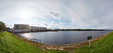 Hidroelektrik santrali manzaralı Uglich şehrinden Panorama