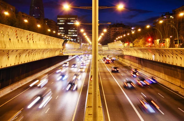 Barselona Şehir Trafiği Gece