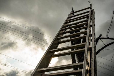 geri çekilebilir merdiven