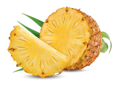 Beyaz arka planda izole edilmiş taze ananas meyvesi.