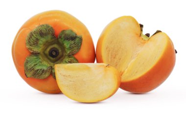 Beyaz arkaplanda yalıtılmış hurma meyvesi