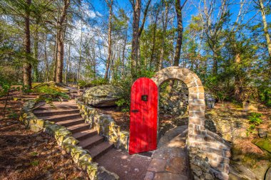 Rock City Gardens Trail in Chattanooga Tennessee TN clipart