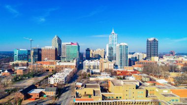 Şehir Merkezi Raleigh, Kuzey Carolina, ABD drone Skyline havadan görünüm