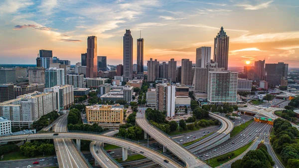 Pôr do sol no centro de Atlanta, Geórgia, EUA — Fotografia de Stock