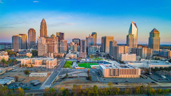 Charlotte, north carolina, usa drone skyline antenne — Stockfoto