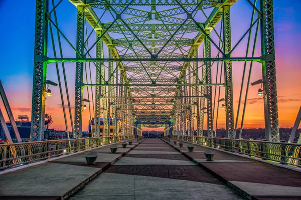 Nashville Tennessee most dla pieszych w Sunrise — Zdjęcie stockowe