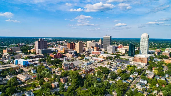 Winston-salem, nordcarolina skyline antenne — Stockfoto