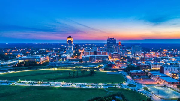 Winston-Salem, Észak-Karolina, USA Skyline panoráma — Stock Fotó