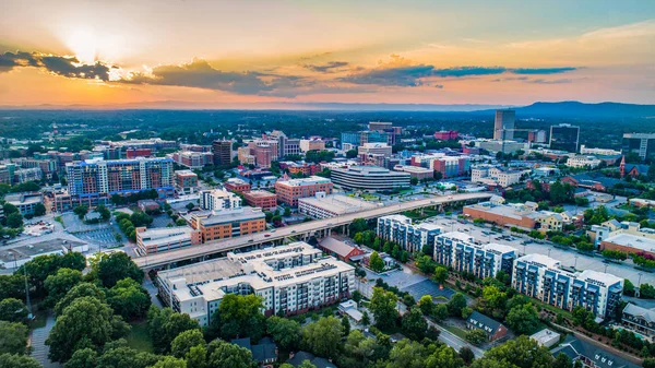 Greenville South Carolina Solnedgång Antenn — Stockfoto