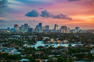 Ft. Lauderdale, Florida, Gün Batımında Abd Skyline