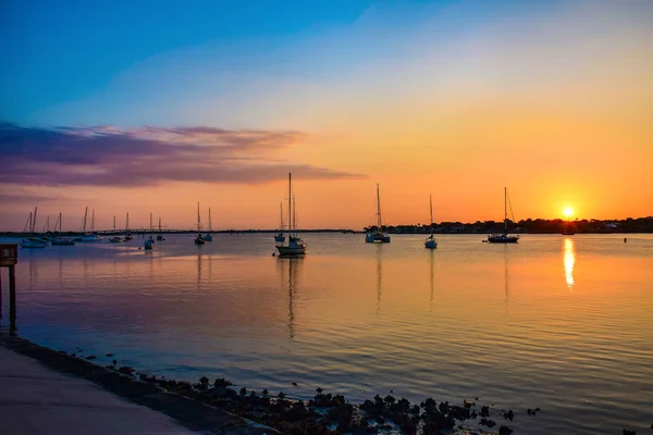 San Agustín, Florida, EE.UU. en el río Matanzas y Puente de León — Foto de Stock