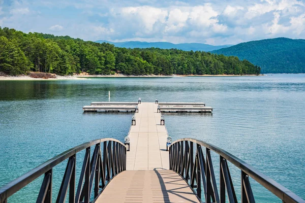 Lake jocassee — Stockfoto