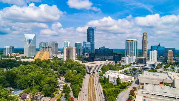 Buckhead-Antenne in der Nähe der Innenstadt von Atlanta Georgien — Stockfoto