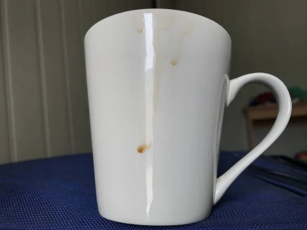 White Color Coffee Mug Had Strain Which Come Coffee Drunk — Stock Photo, Image