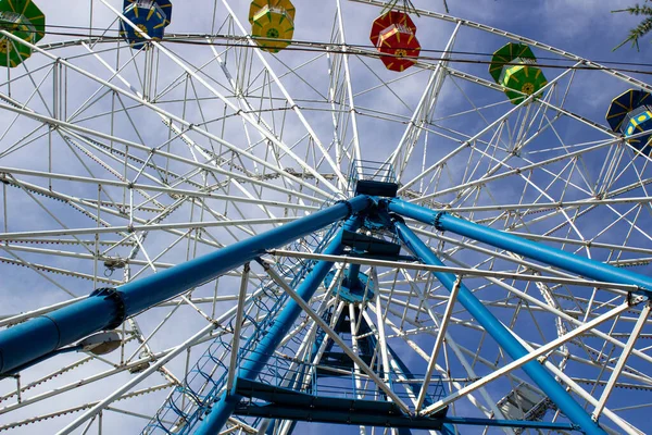 Ferris Wheel Sky Colorful Booths Ferris Wheel Bottom View — Stock Photo, Image