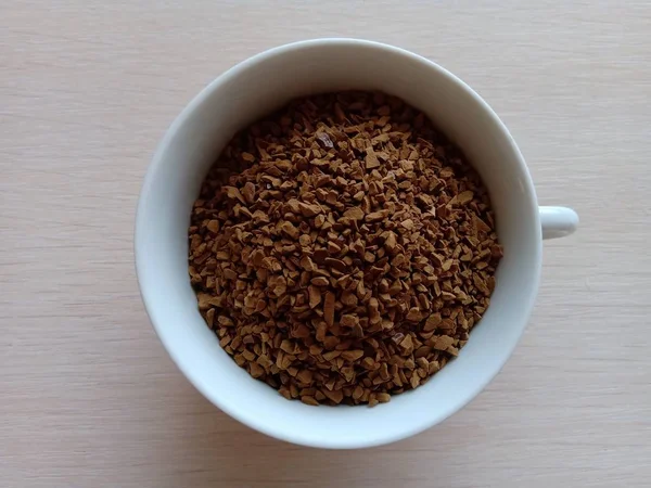Kawa rozpuszczalna granulowana w filiżance — Zdjęcie stockowe
