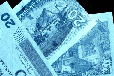 20 Hong Kong doları farklı banknotlar yakın. Para arka plan mavi renk tonda