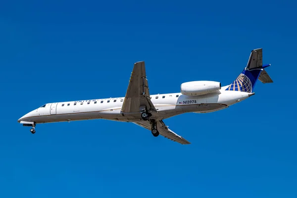 Montreal Quebec Canada July 2018 Embraer Erj 145 N13978 United — Stock Photo, Image