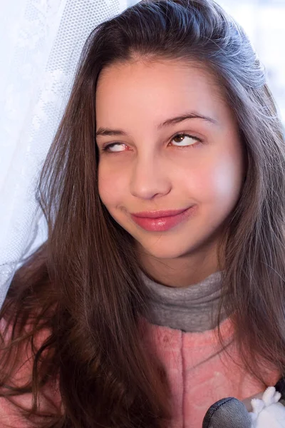 Positiv Porträt Von Hübsch Teen Mädchen Machen Grimace — Stockfoto